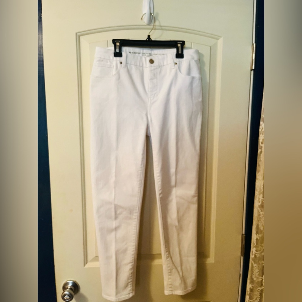 Chico's So Slimming White Ankle Jeans